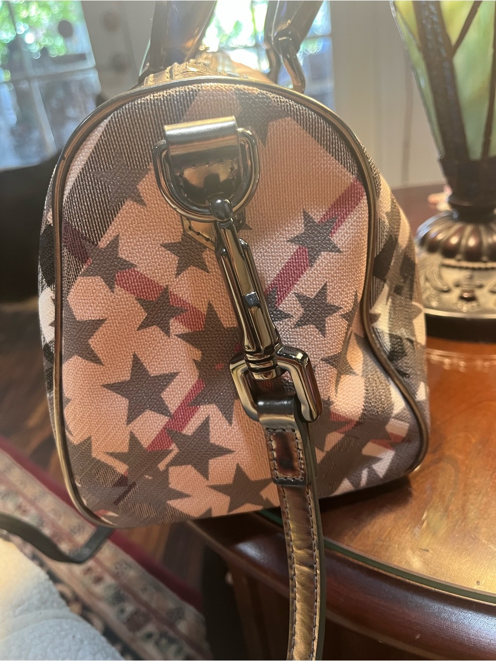 Burberry Chester in dark nickel is a rare, limited edition/Boston style handbag - Picture 6 of 13